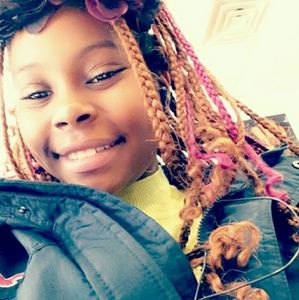 Meet your Posher, Jamalia