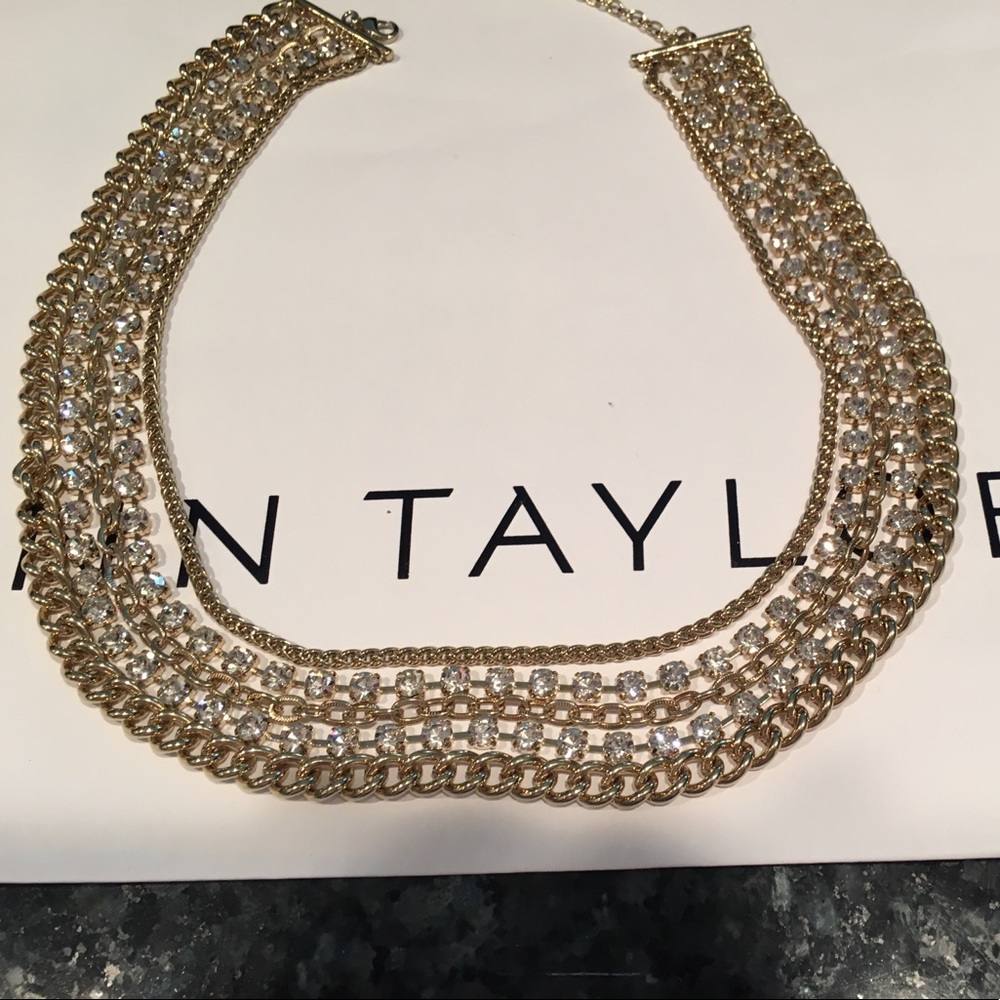 5 tier sparkling necklace