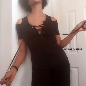 BLACK LACE UP COLD SHOULDER TOP