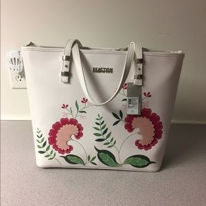 Reaction Kenneth Cole white tote original $ 109.