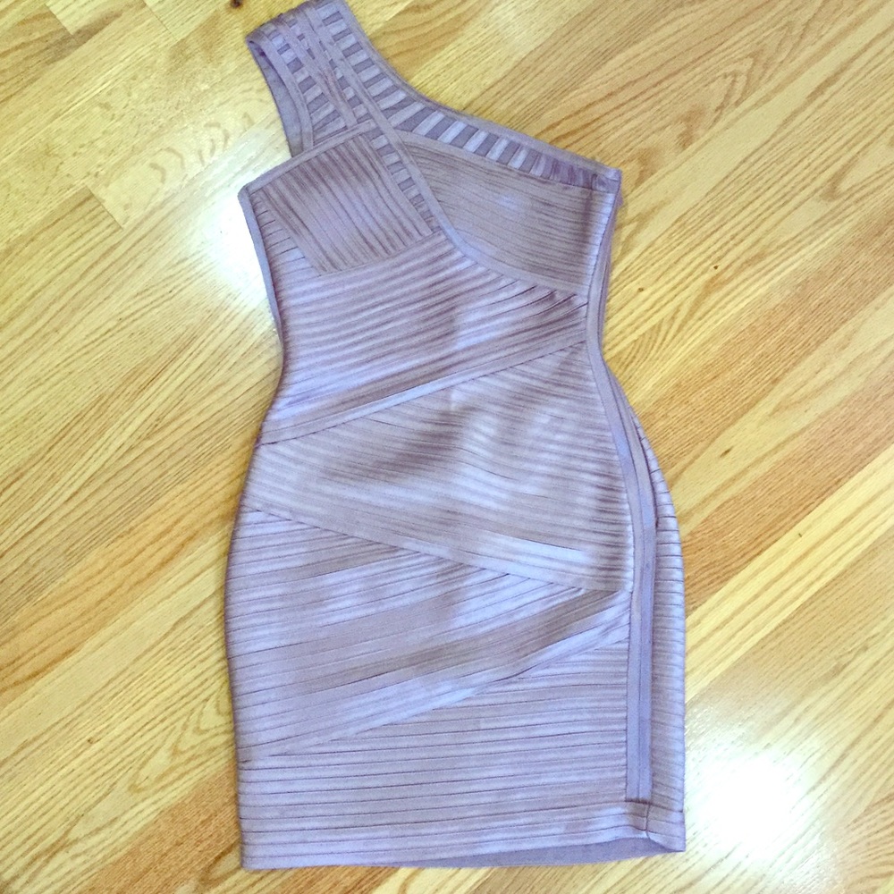 BCBG bodycon