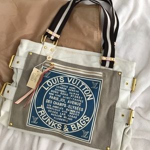 LV Canvas Globetrotter MM bag