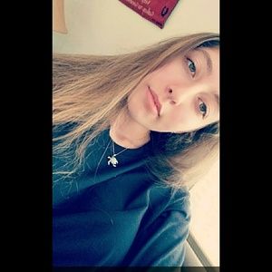 Meet your Posher, Jenna