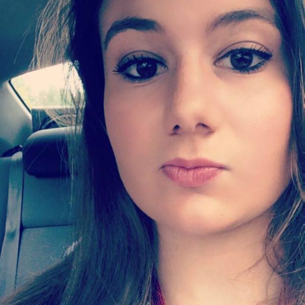 Meet your Posher, Rebecca