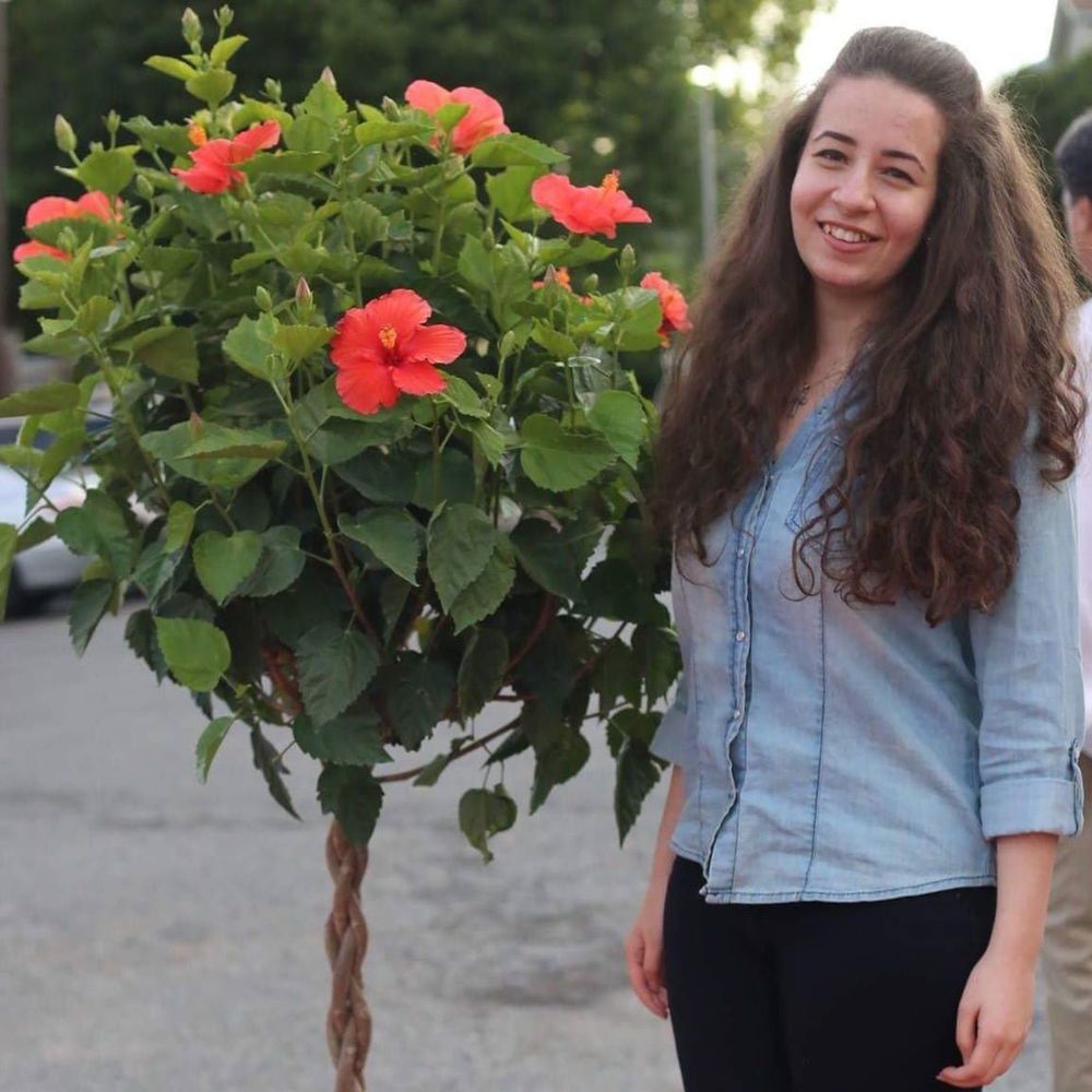 Meet your Posher, Marina