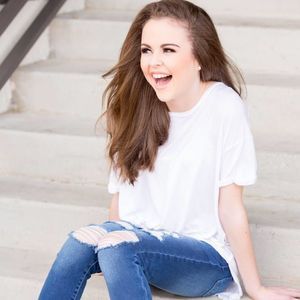 Meet your Posher, Shae