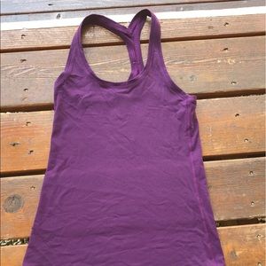 Lululemon crb size 8