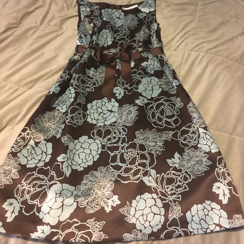 Classic sheath dress by Jessica Howard