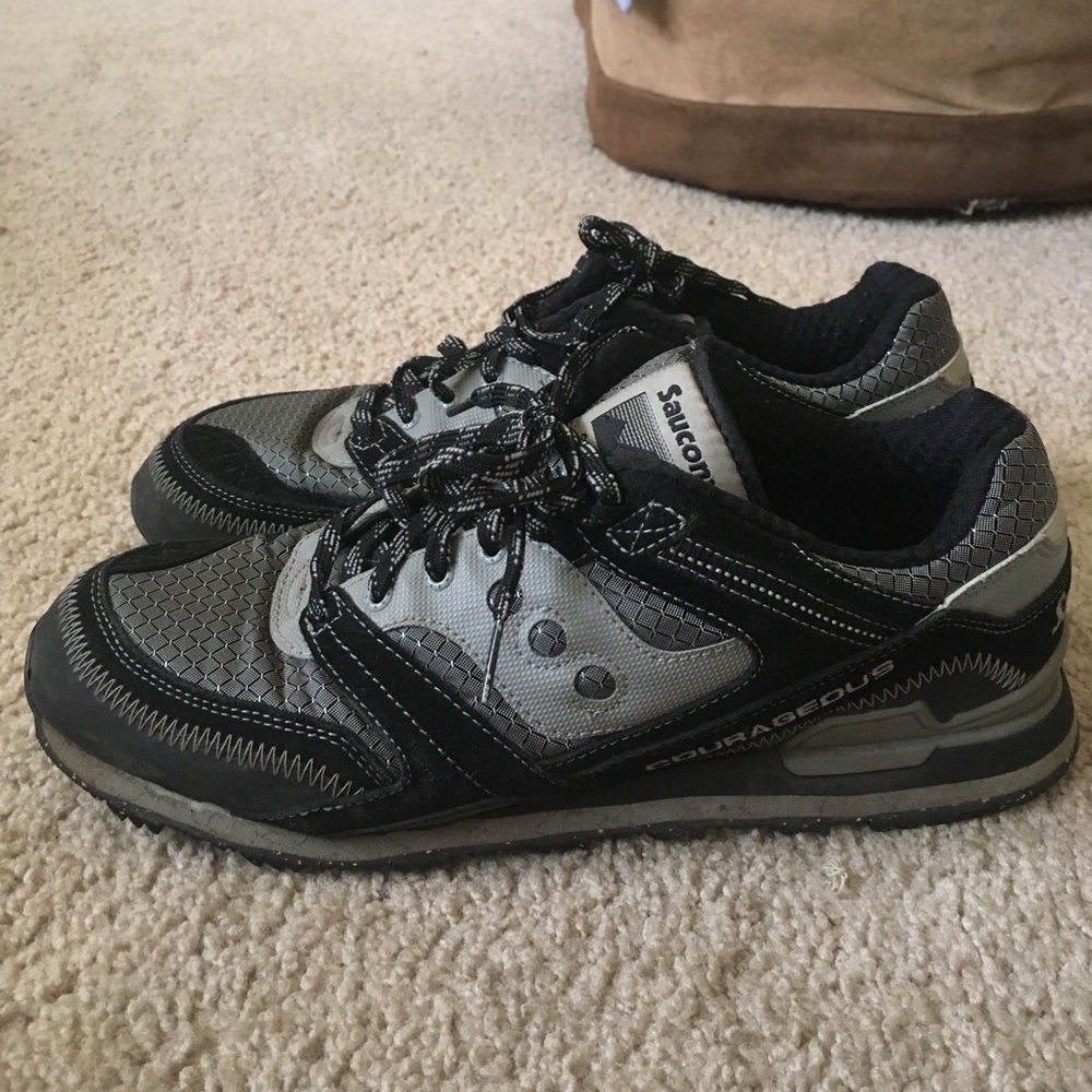 Saucony Courageous Men's 10.5 tennis shoe