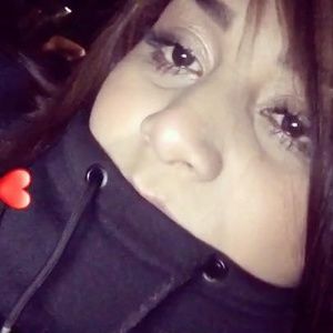 Meet your Posher, Neli