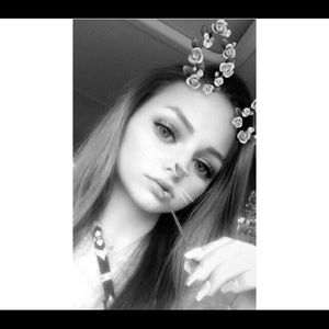 Follow my new account!! @stephaniepv