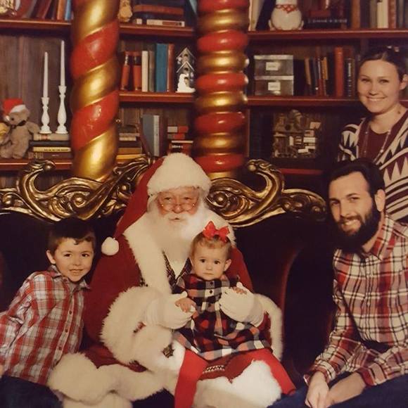 Meet your Posher, Brittany - Picture 1 of 1