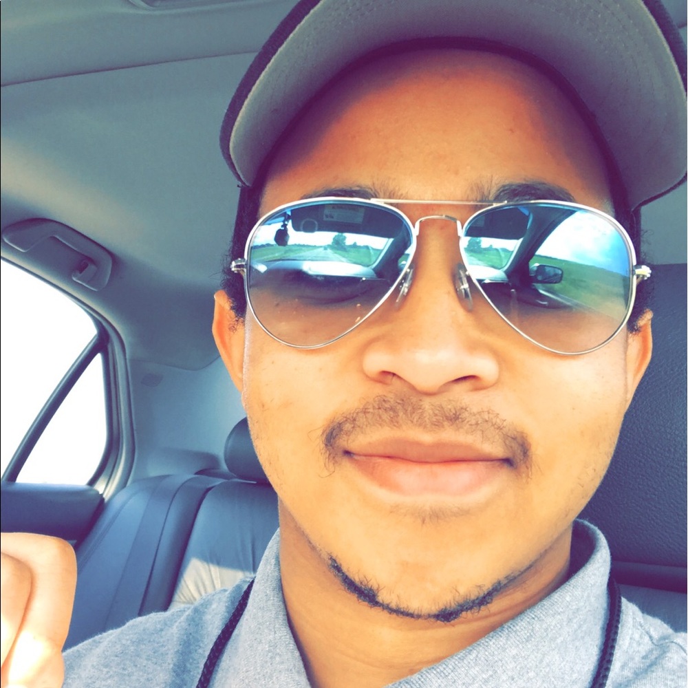 Meet your Posher, Sakhi