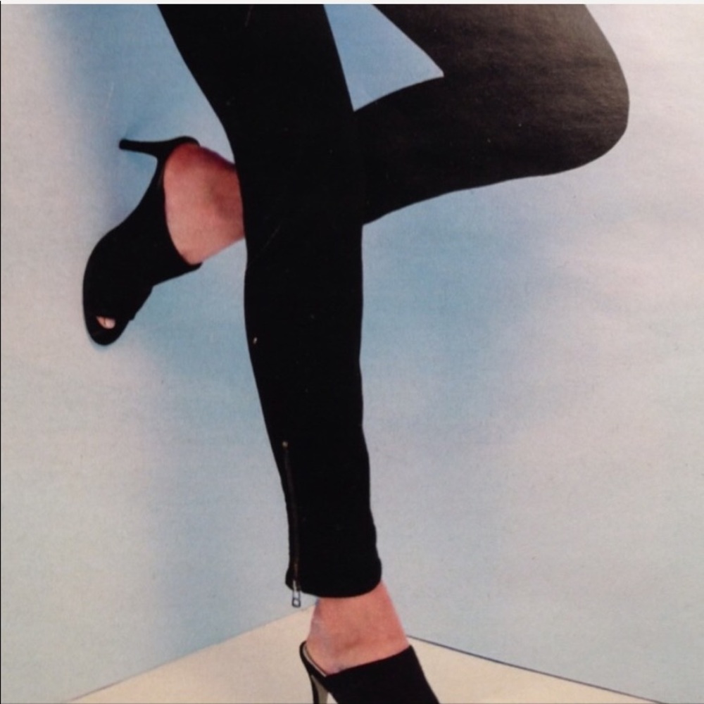 Victoria secret black crop skinny jeans