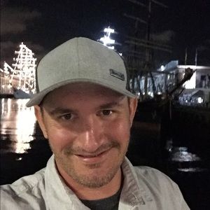 Meet your Posher, Andrew