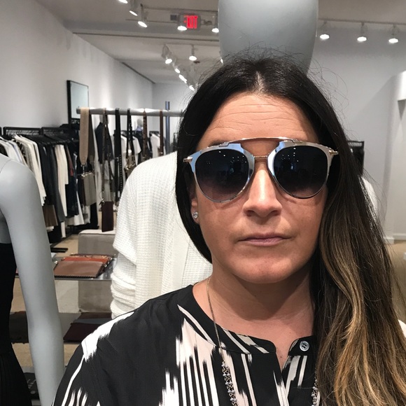 AQS gold frame sunglasses, black lenses - Picture 3 of 4