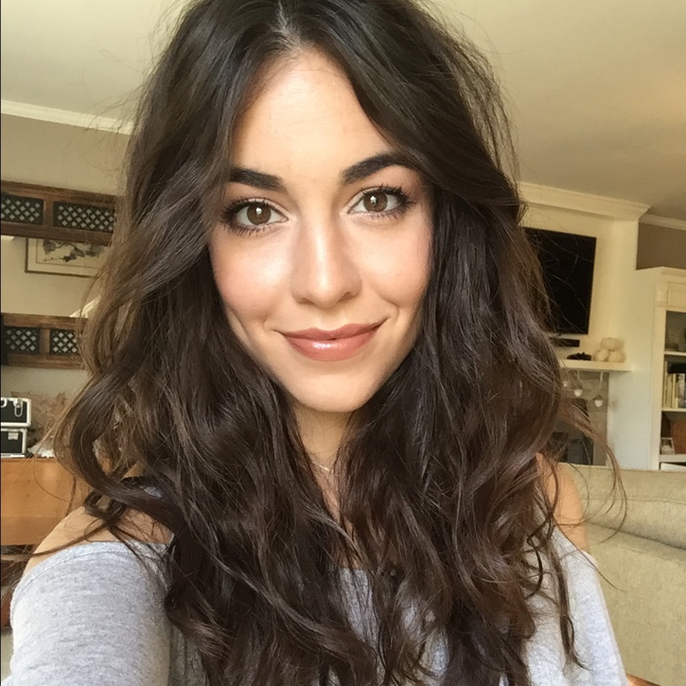 Meet your Posher, Chloe