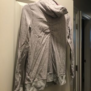 Reversible lululemon cowlneck sweatshirt. EUC Sz 4