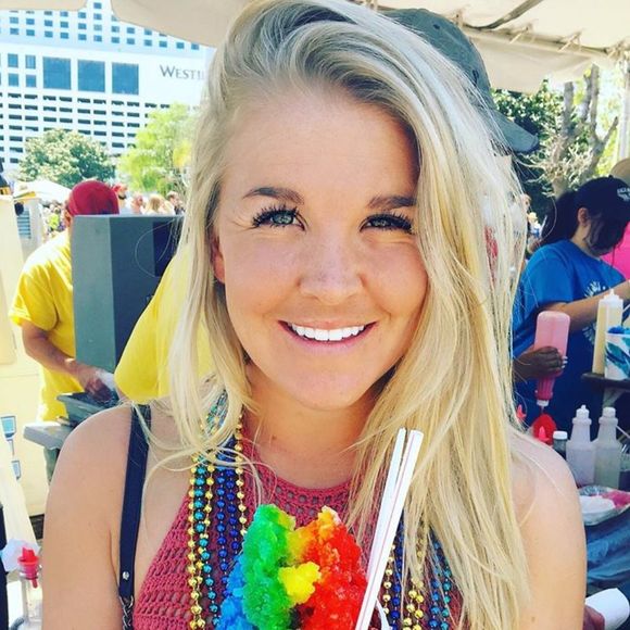 Meet your Posher, Paige - Picture 1 of 1