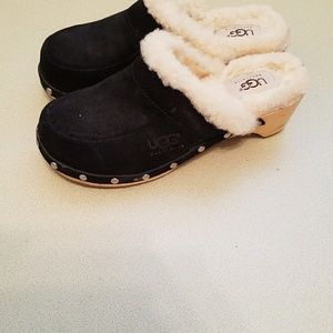 Ugg clogs