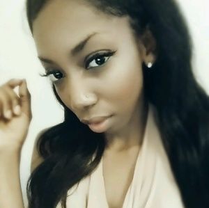 Meet your Posher, Estefany