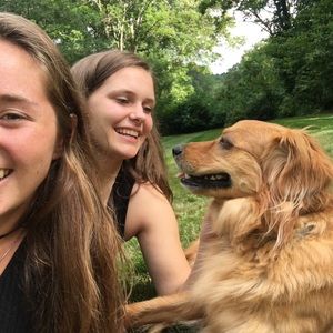 Meet your Posher, Claire