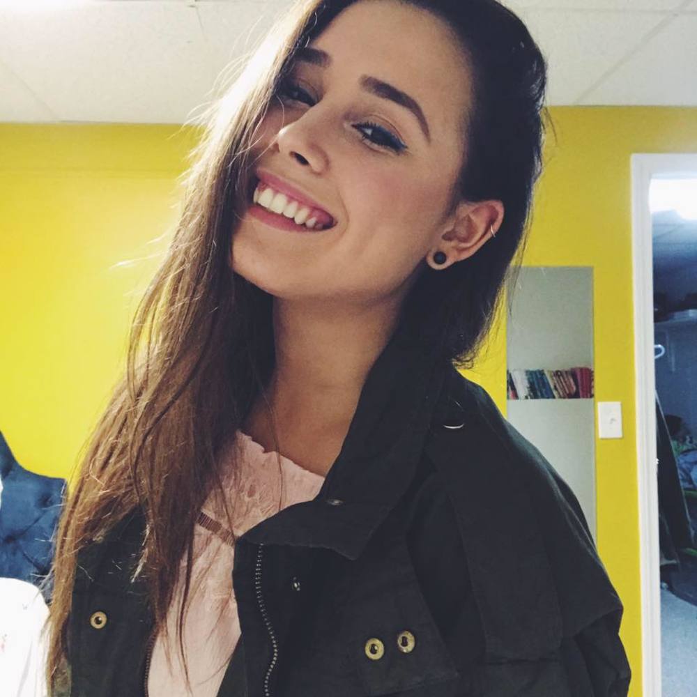 Meet your Posher, Isabelle