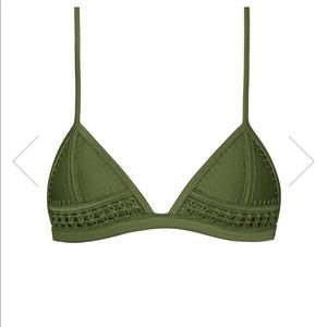 Triangl Coral Affair Swim Top NWT!!!!!