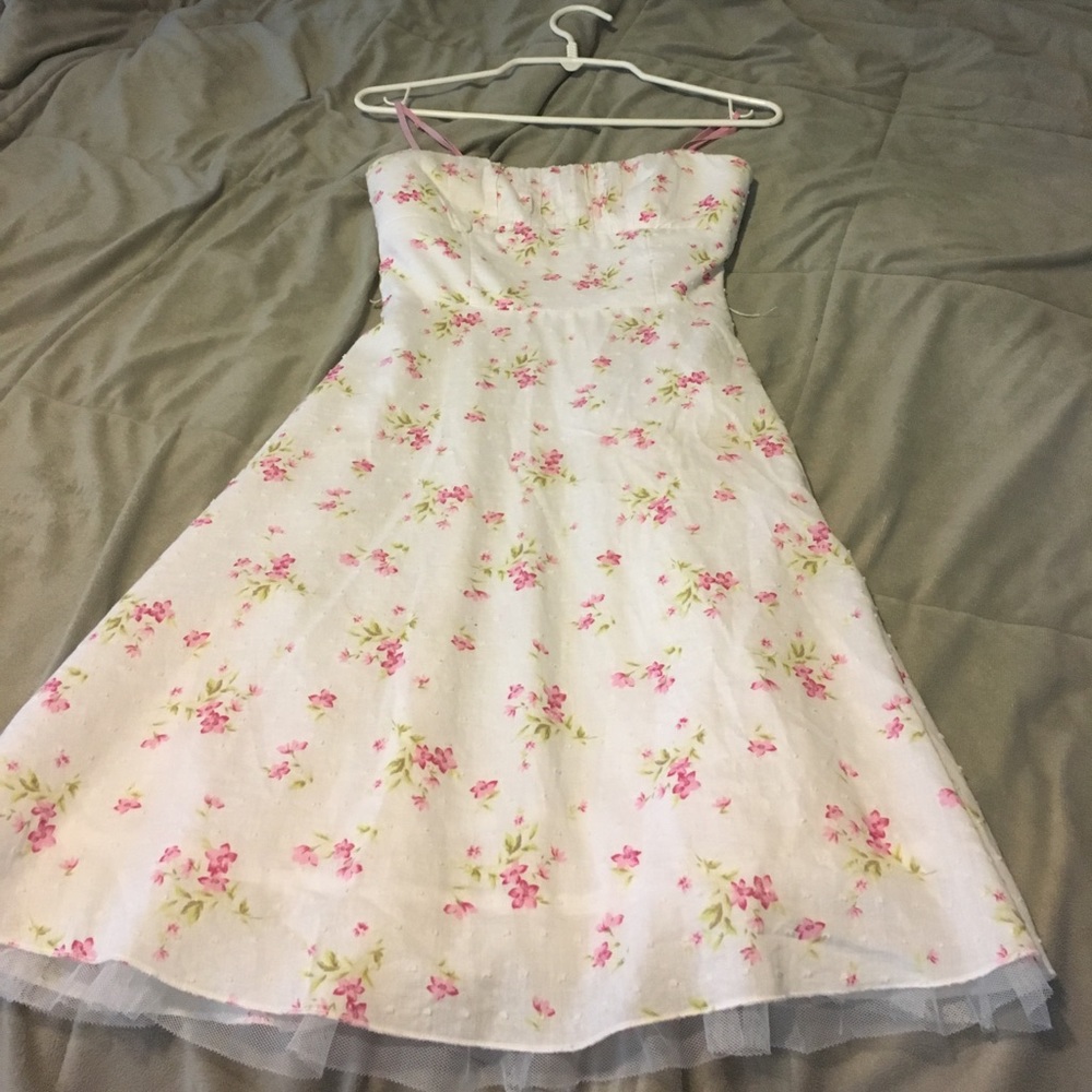 Cute juniors summer dress