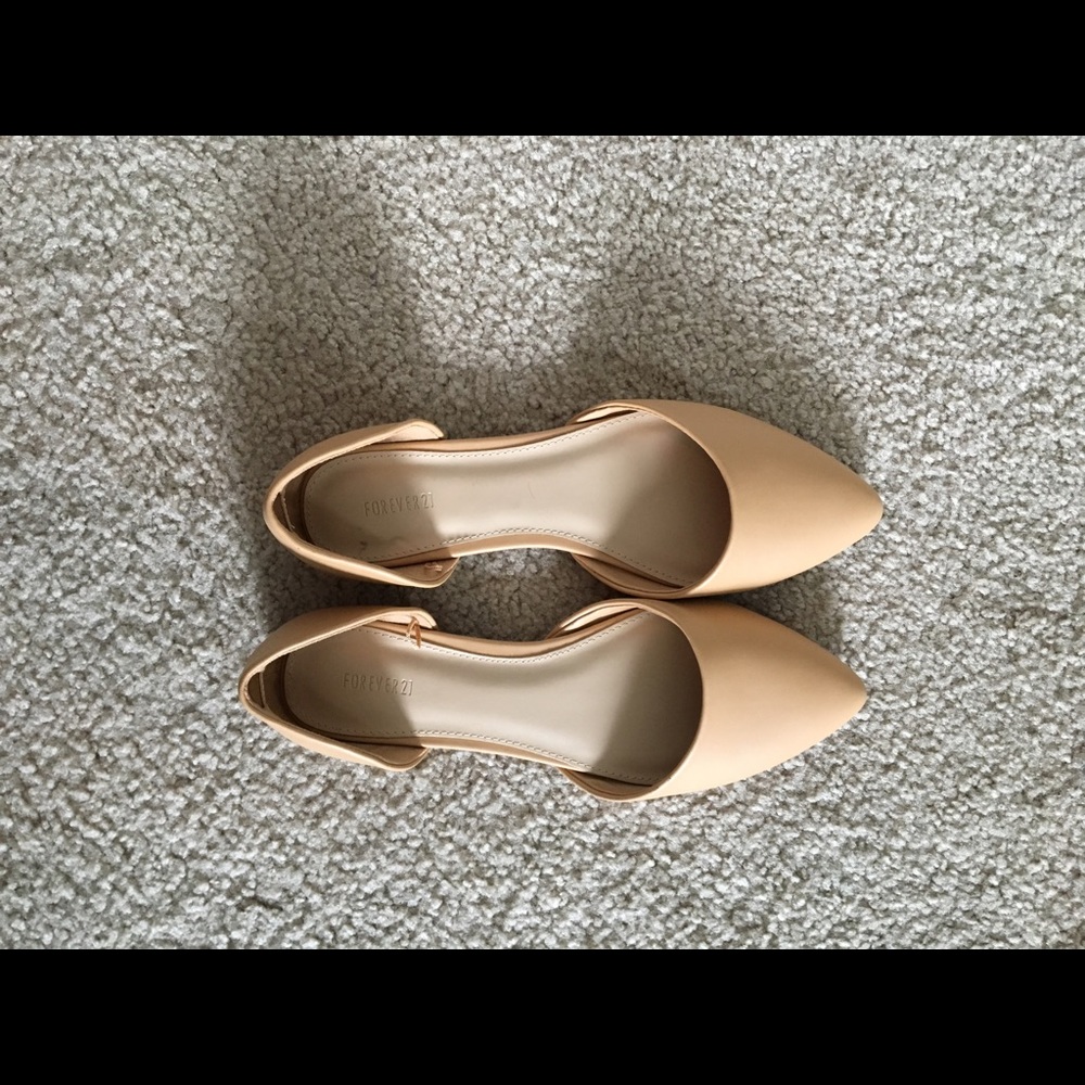 Nude flats