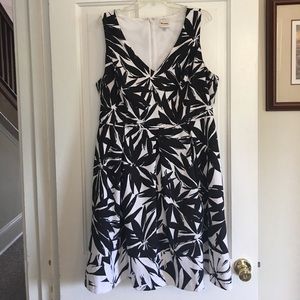 Ashley Graham Black and White Print Dress