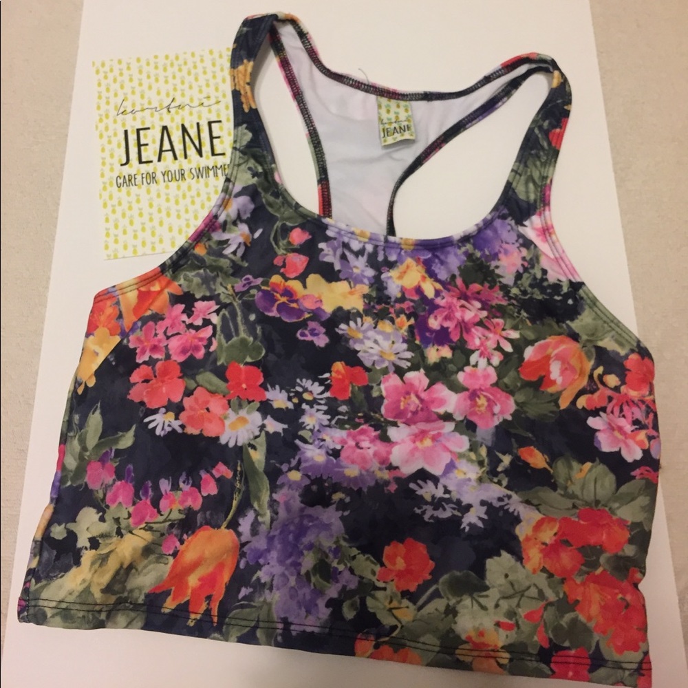 KOrtni Jeane racer back floral  swim top 😍😍