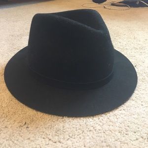 Black fedora