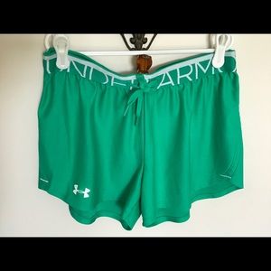 ❗️LAST CALL❗️Under Armour Loose Heat Gear Shorts