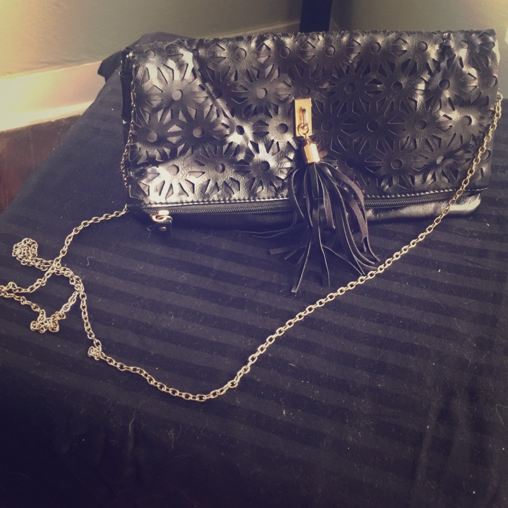 JustFab black detail clutch