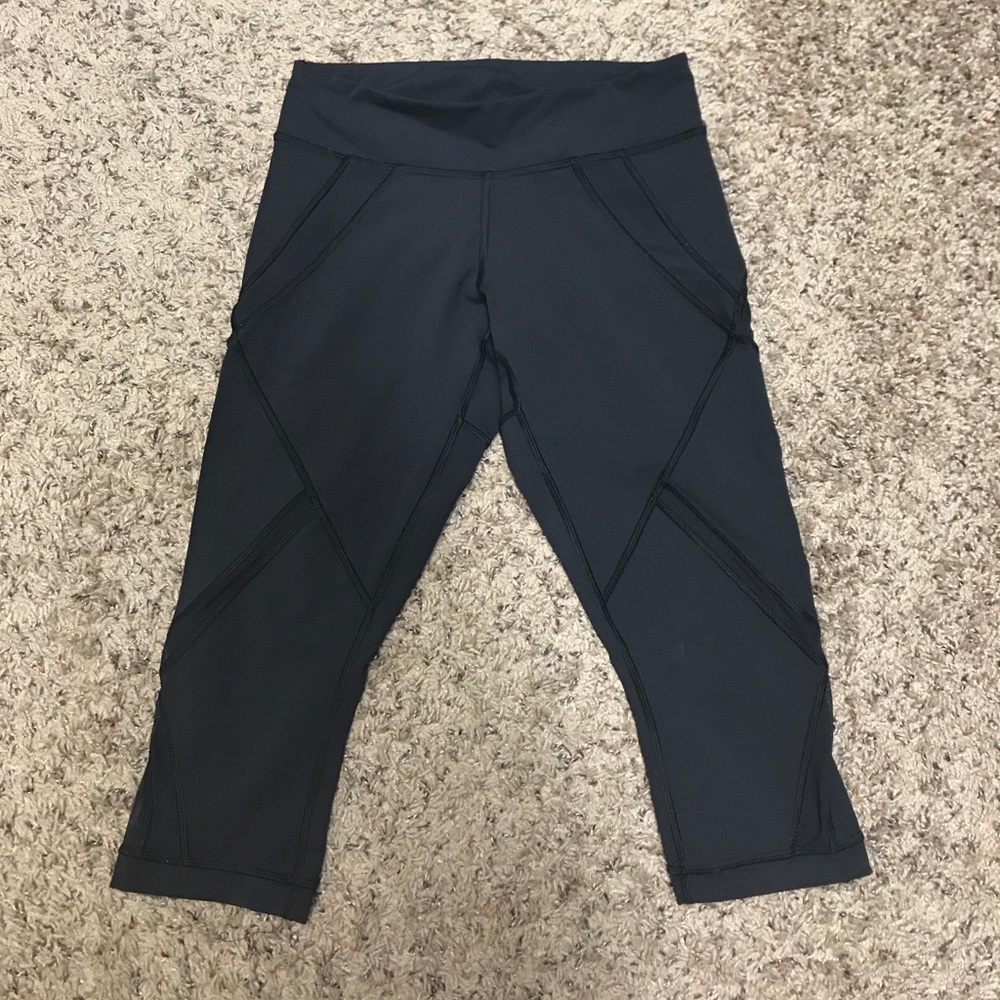 Lulu Black Cool to Street Crop Luxtreme Mesh Sz 4