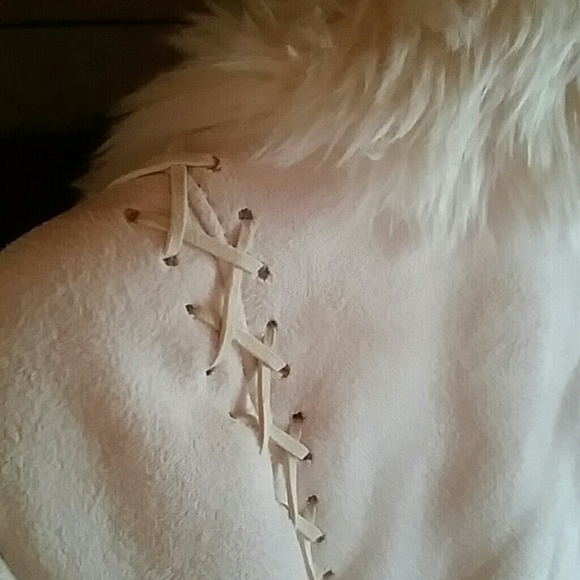 Coat - Picture 3 of 5