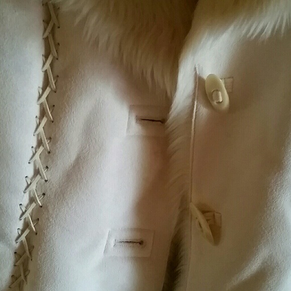 Coat - Picture 5 of 5