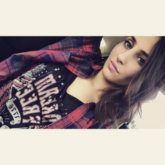 Meet your Posher, Liz - Picture 1 of 1