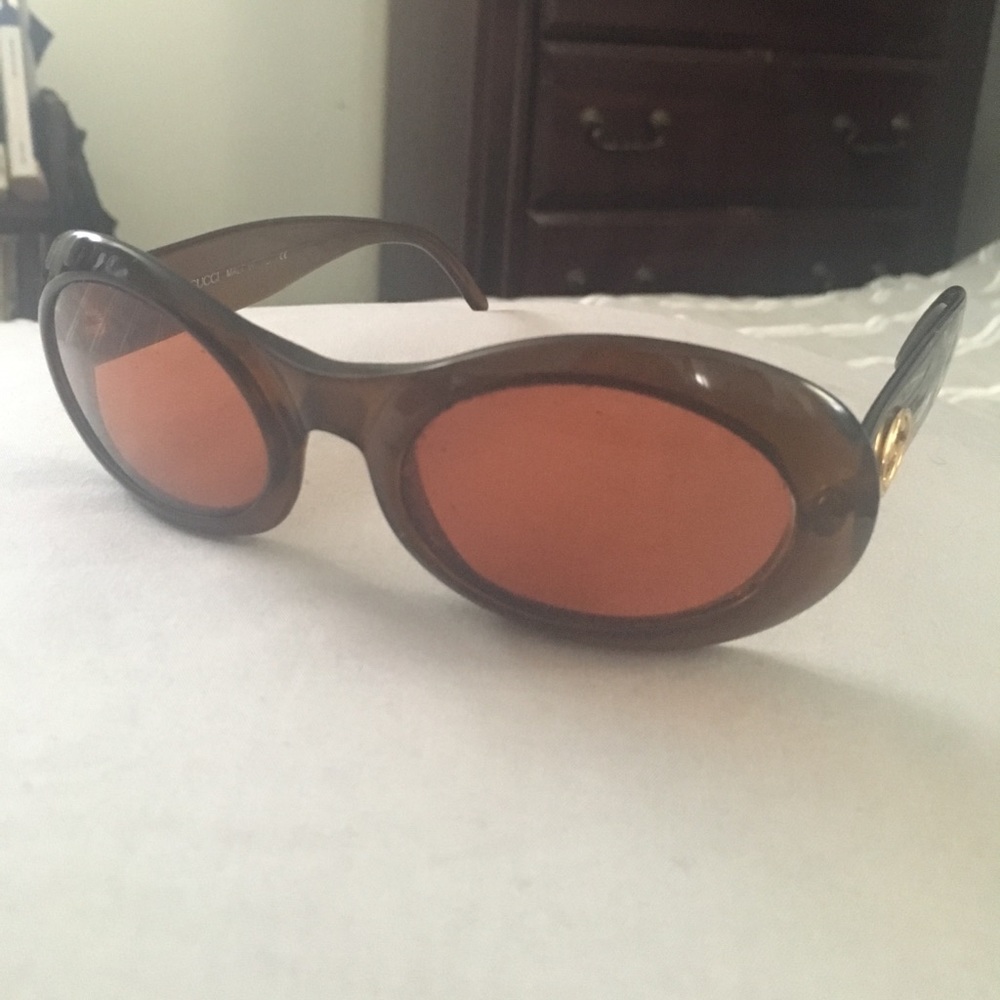 Vintage 1995 Gucci glasses in great condition