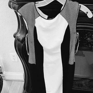 Calvin Klein, sz 4, black and white