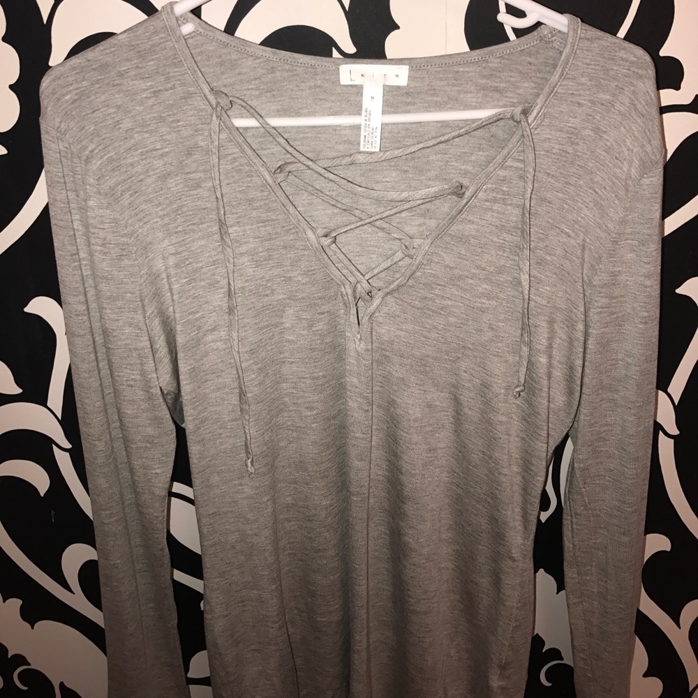 Nordstrom tie up grey shirt