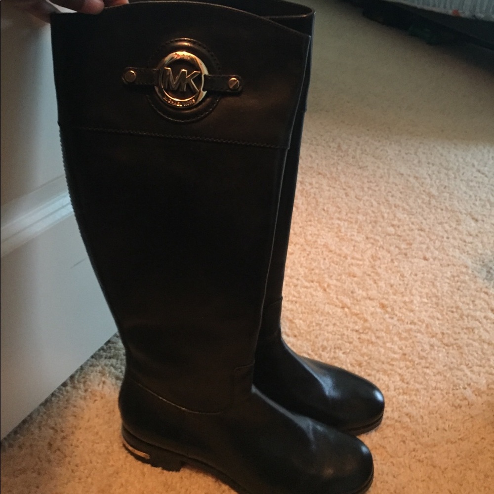 Michael kors boots