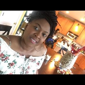 Meet your Posher, Vivienne