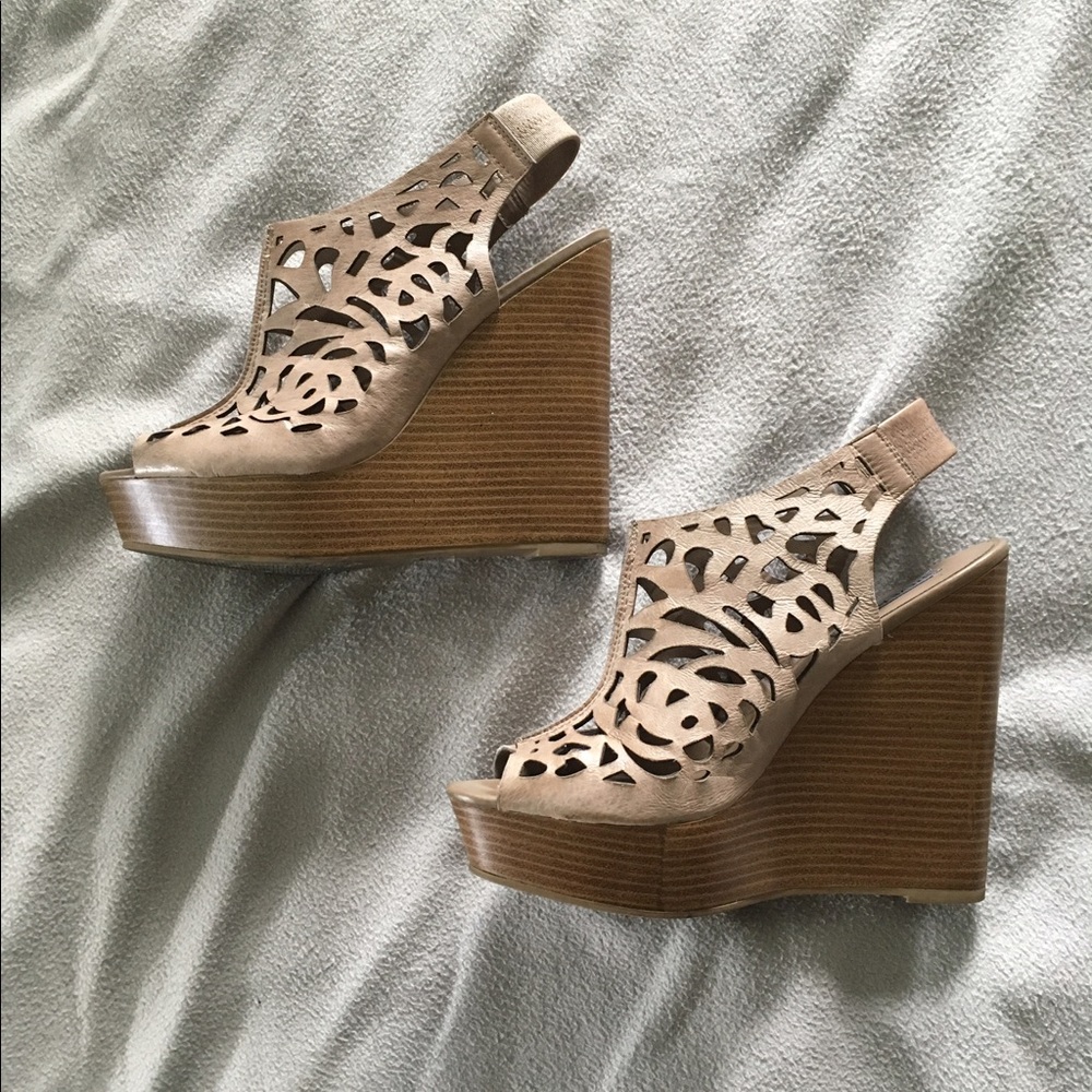 Steve Madden Leather Tan Wedge