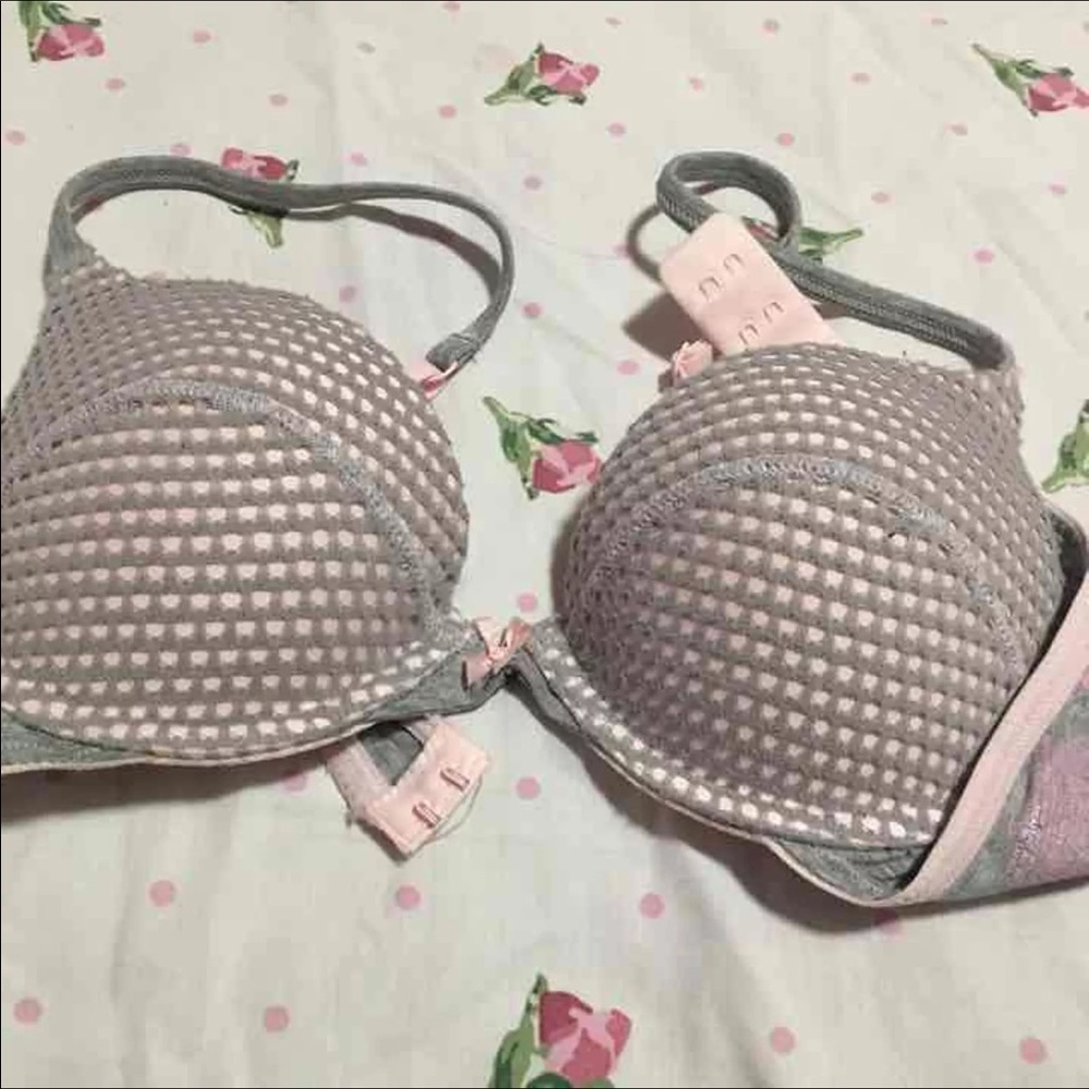 *SOLD* 34A VS Bra
