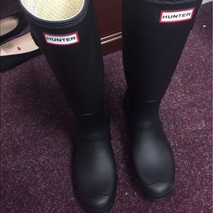 Brand new Hunter rain boots. Black, matte finish