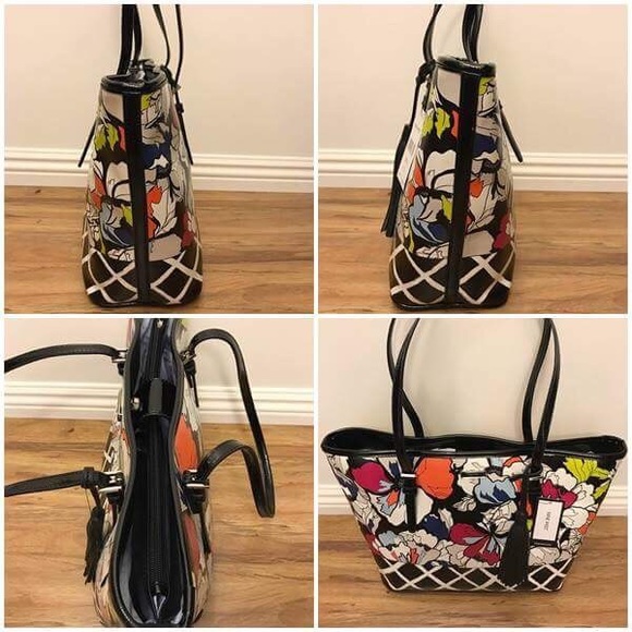 ❌SOLD❌🌺Nine West Ava Tote🌺 - Picture 2 of 8