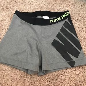 Gray Nike pros- willing to bundle with other pair