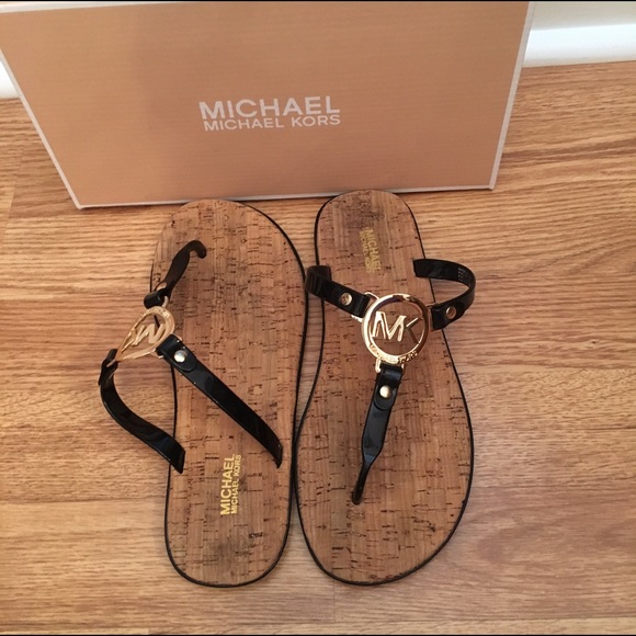 Micheal Kors Black Jelly Sandal - Picture 2 of 6